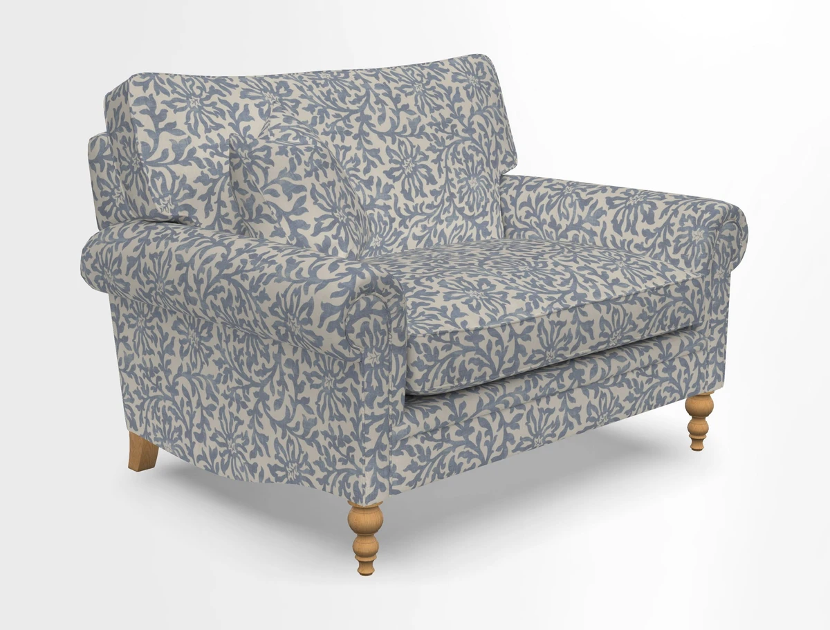 Aldingbourne 3 seater sofa in Grain Sack Stripe Linen Red