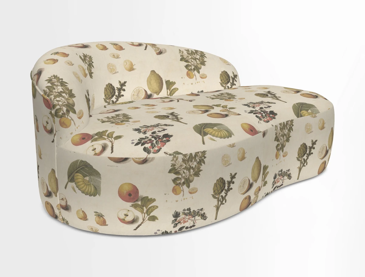 Arc small sofa in Wave Blueberry