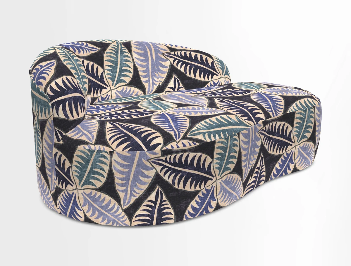 Arc small sofa in Wave Blueberry