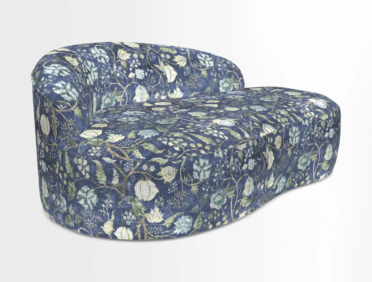 Arc small sofa in Wave Blueberry