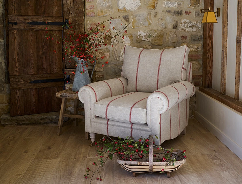Aldingbourne Chair in Grain Sack Stripe Red