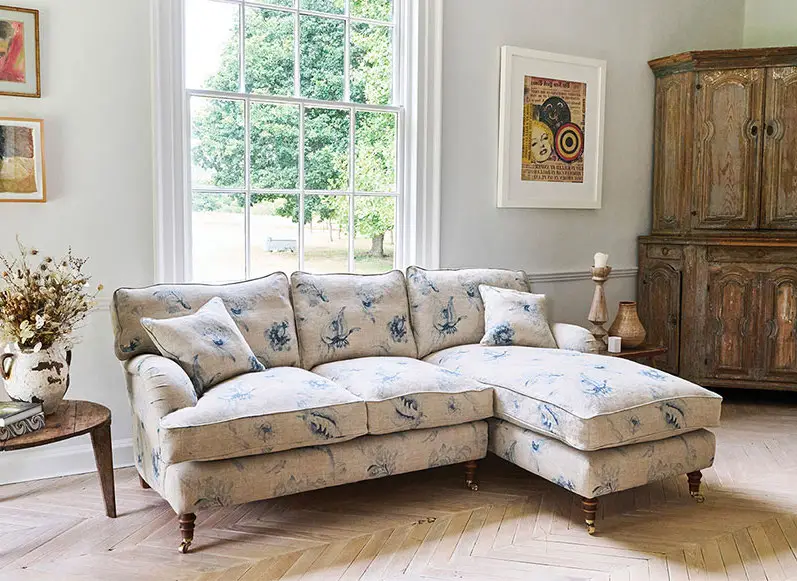 Alwinton Chaise RHF in Floral Linen Lela Mystery