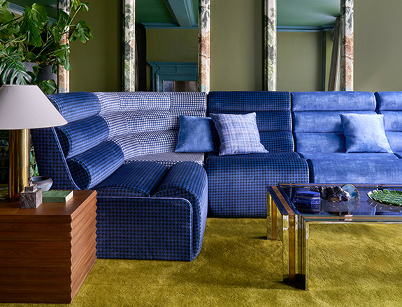 Aspect modular corner group RHF in Harpers Bazaar Houndstooth Cobalt