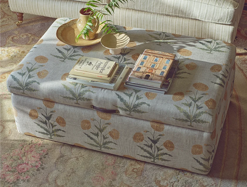 Birdham large blanket box in V&A Threads of India on Linen Regal Poppy Buttermilk