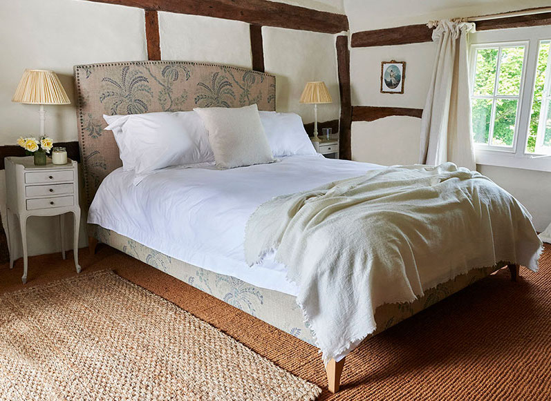 Brick Lane Bed Double Bed in Floral Linen: Filicopsida Batik fabric