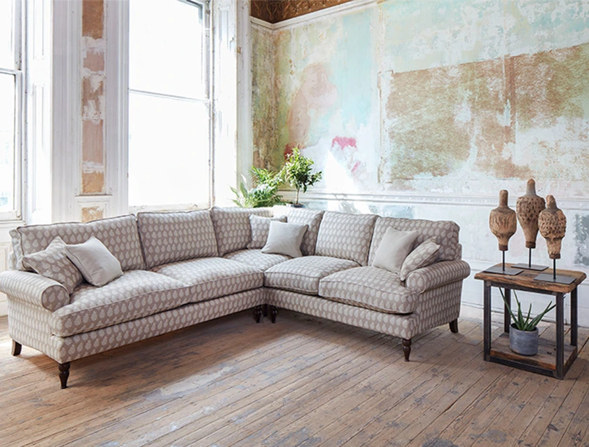 Cooksbridge Corner Group LHF in Cloth 21 Oak Leaf Beech