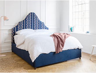 Gothic King Bed in RHS Collection Gertrude Jekyll Trailing Vine Brown