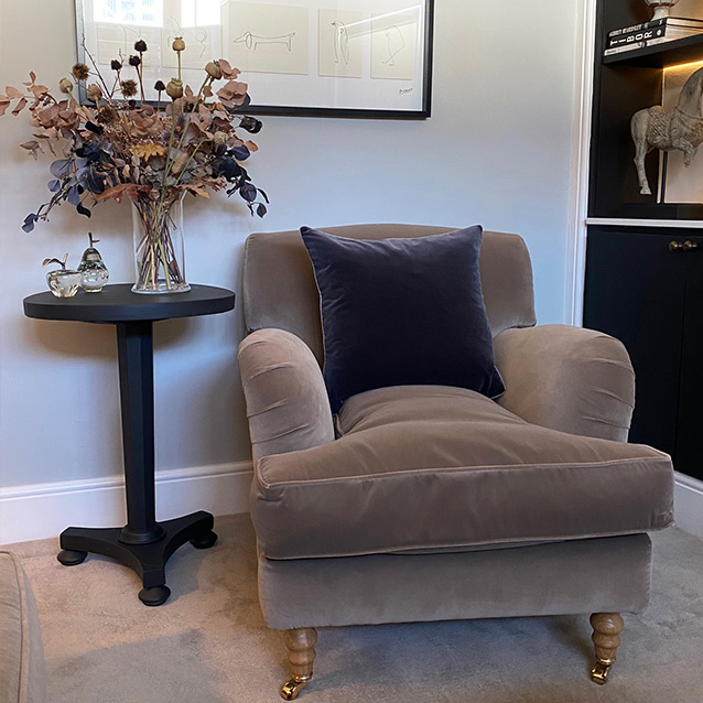 Kentwell Ladies Chair in Linwood Omega III Linen