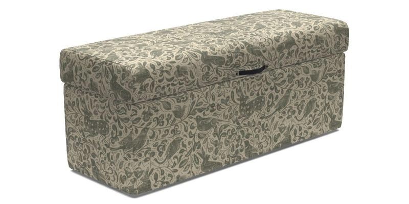 Birdham Large Blanket Box in V&A Threads of India on Linen Regal Poppy Buttermilk