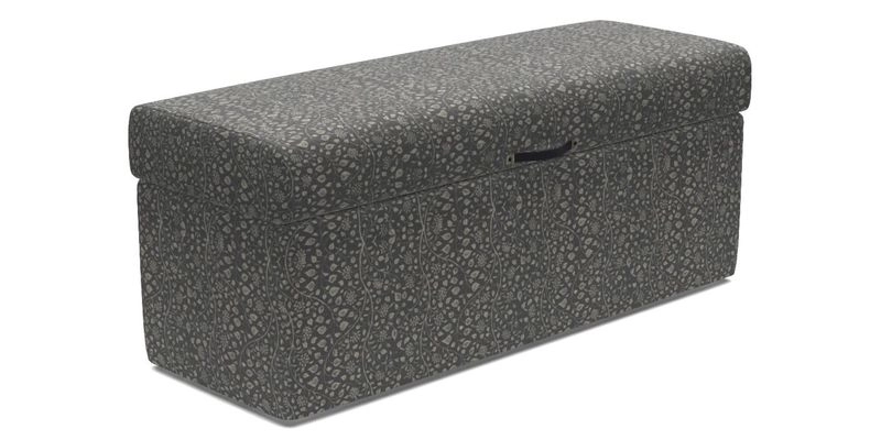 Birdham Large Blanket Box in V&A Threads of India on Linen Regal Poppy Buttermilk