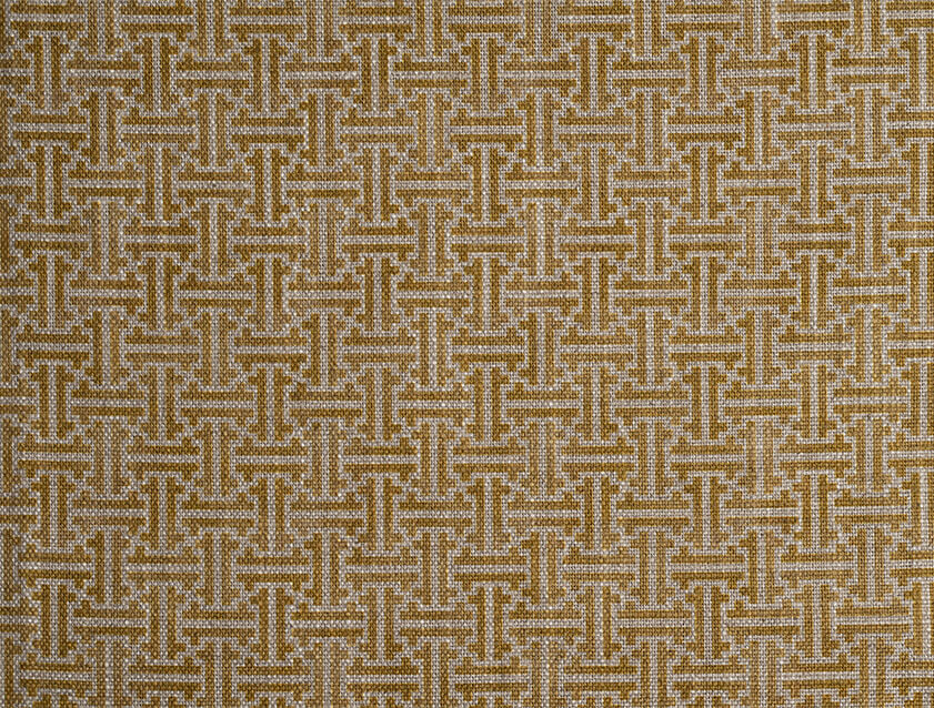 Spill Resistant RHS Gertrude Jekyll Lattice: Gold