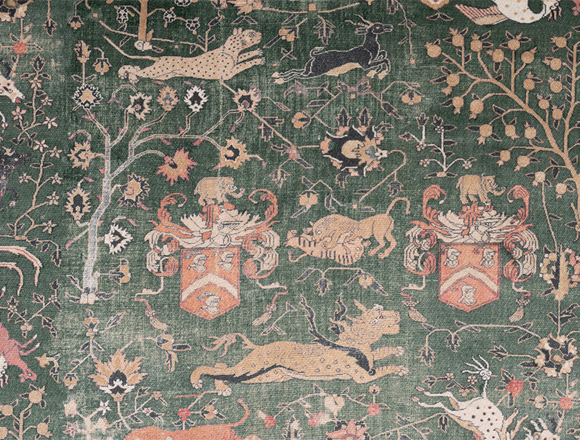 V&A Threads of India Opulent Velvets - Lahore Dynasty: Hunter