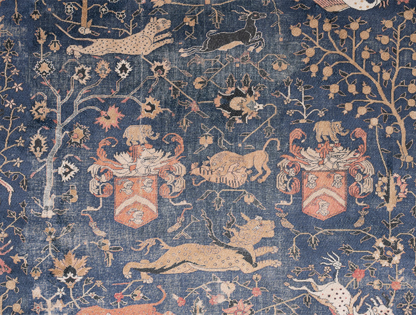V&A Threads of India Opulent Velvets - Lahore Dynasty: Ink