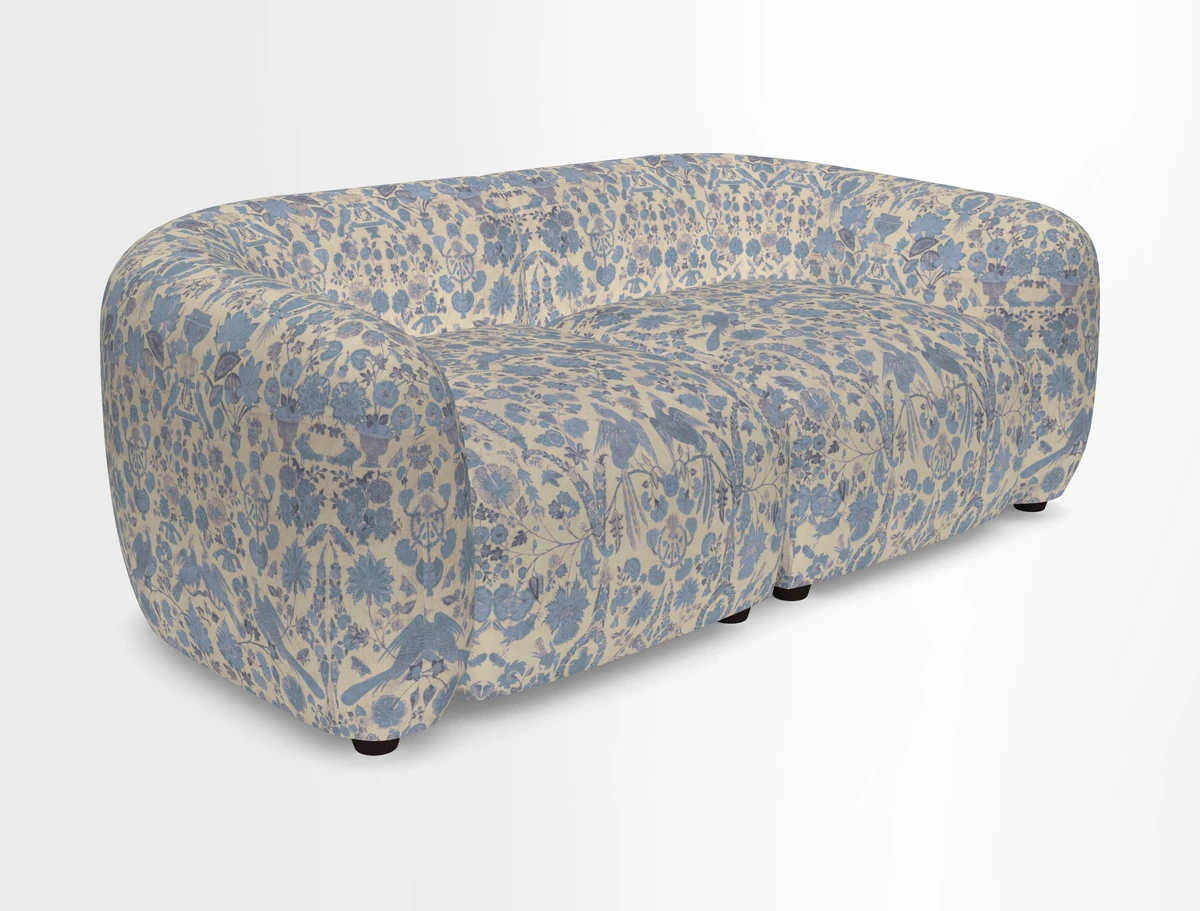 Form modular sofa in Achilles Boucle colour 1