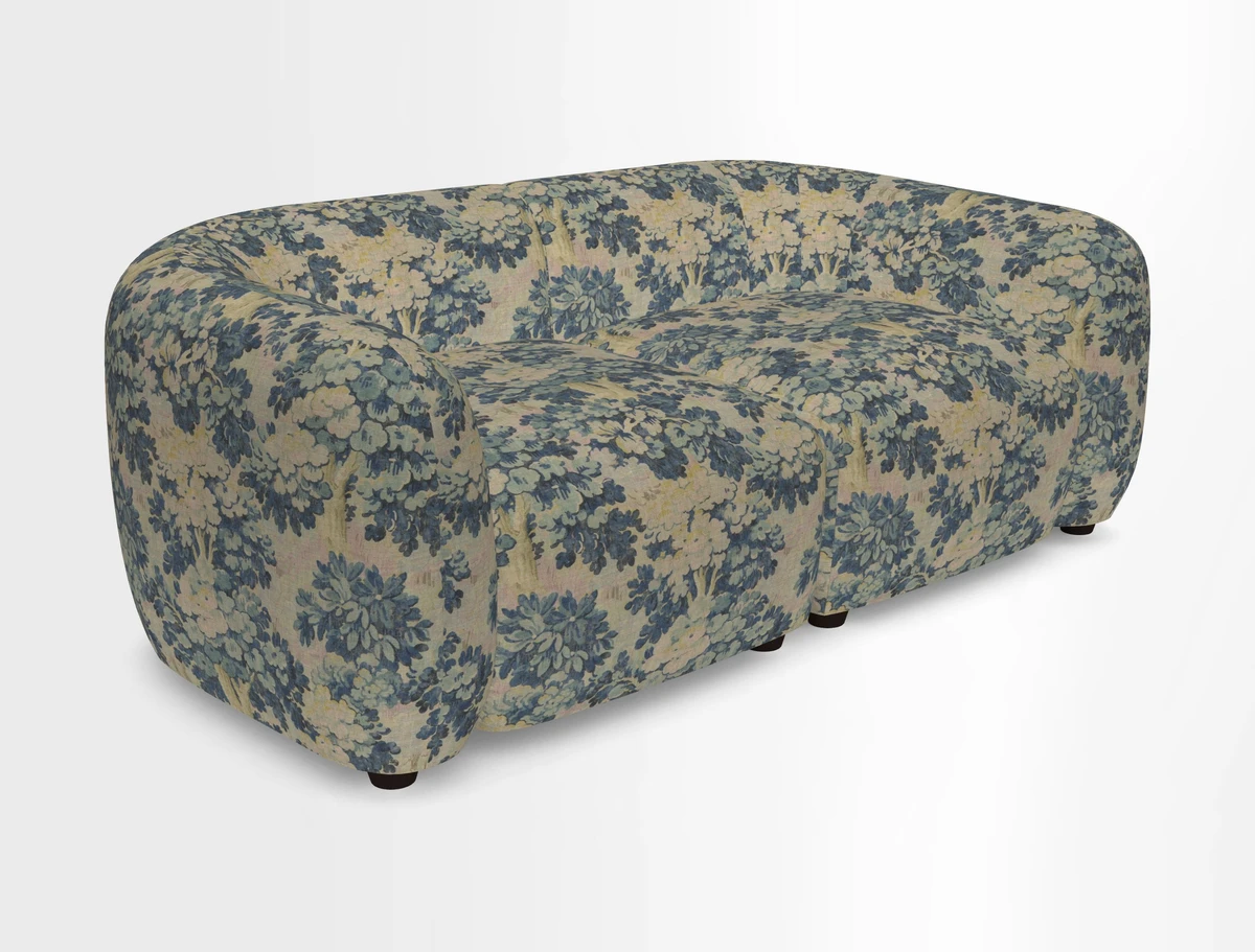 Form modular sofa in Achilles Boucle colour 1