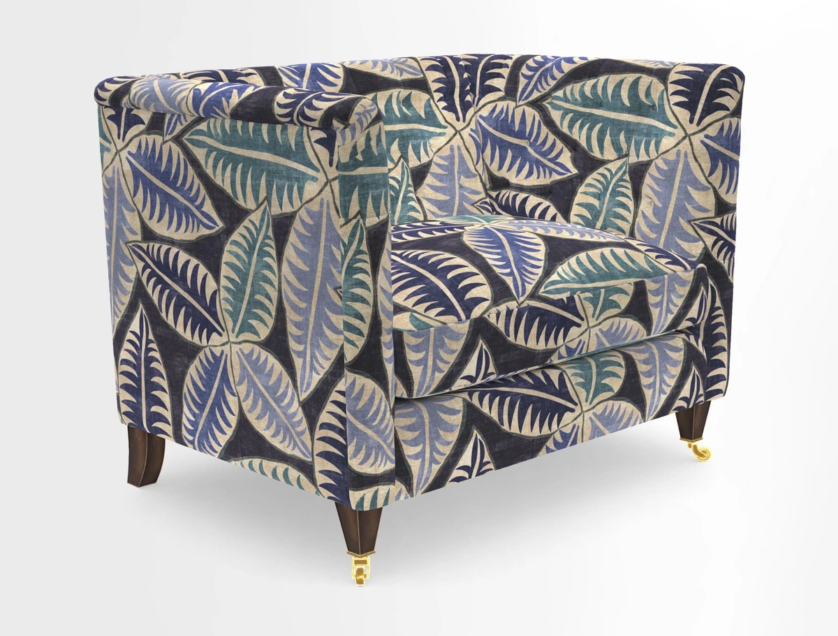Holt Snuggler in Whitewell Meringue Rugs supplied by Rugs of Petworth