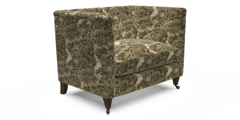 Holt Snuggler in Whitewell Meringue Rugs supplied by Rugs of Petworth