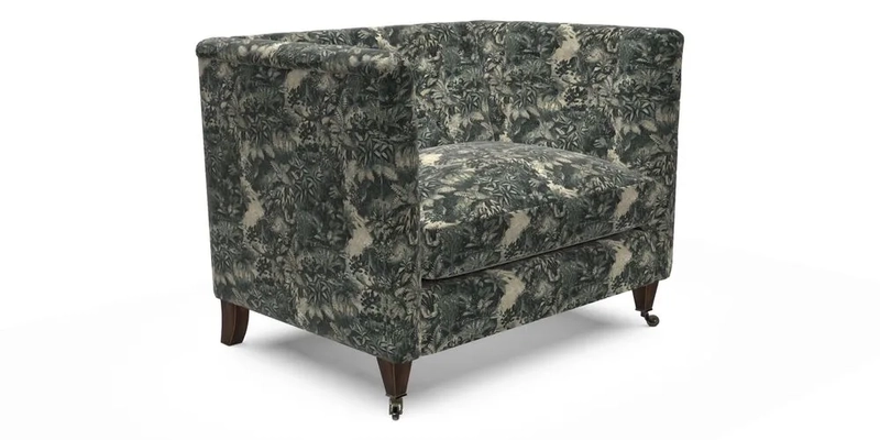 Holt Snuggler in Whitewell Meringue Rugs supplied by Rugs of Petworth