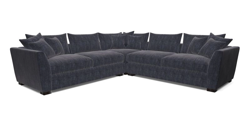 Hambledon Large Corner Group in Plain Two Tone Calico with Scatters in Cloth 22 Weaves