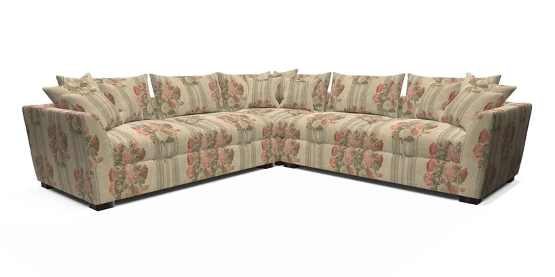 Hambledon Large Corner Group in Plain Two Tone Calico with Scatters in Cloth 22 Weaves