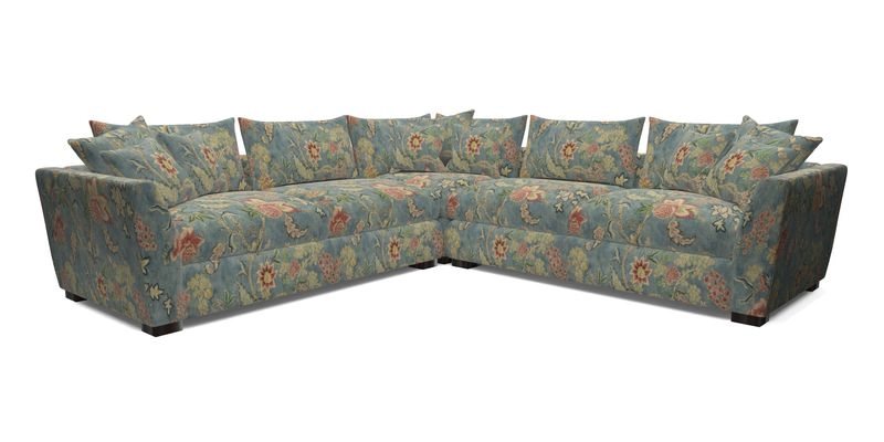 Hambledon Large Corner Group in Plain Two Tone Calico with Scatters in Cloth 22 Weaves
