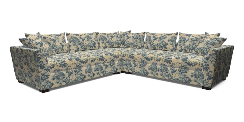 Hambledon Large Corner Group in Plain Two Tone Calico with Scatters in Cloth 22 Weaves