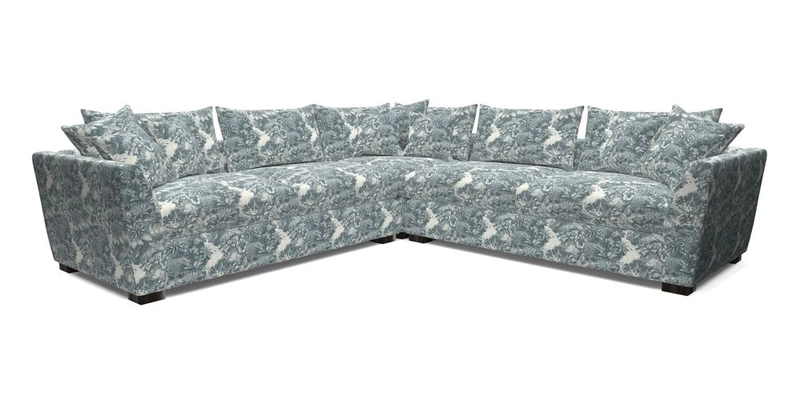 Hambledon Large Corner Group in Plain Two Tone Calico with Scatters in Cloth 22 Weaves