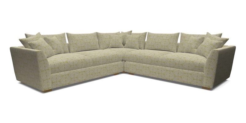Hambledon Large Corner Group in Plain Two Tone Calico with Scatters in Cloth 22 Weaves