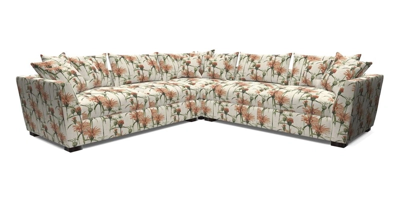 Hambledon Large Corner Group in Plain Two Tone Calico with Scatters in Cloth 22 Weaves