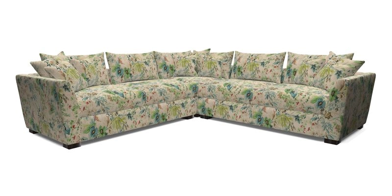 Hambledon Large Corner Group in Plain Two Tone Calico with Scatters in Cloth 22 Weaves