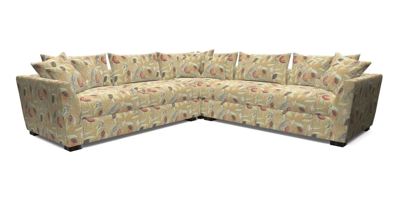 Hambledon Large Corner Group in Plain Two Tone Calico with Scatters in Cloth 22 Weaves