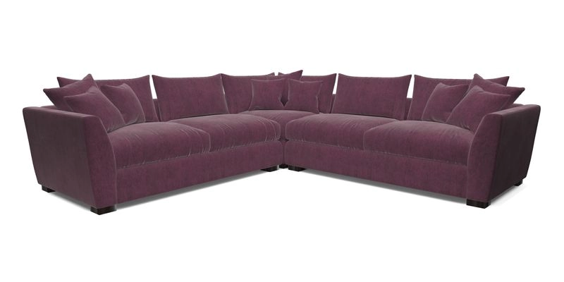 Hambledon Large Corner Group in Plain Two Tone Calico with Scatters in Cloth 22 Weaves