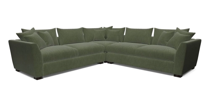 Hambledon Large Corner Group in Plain Two Tone Calico with Scatters in Cloth 22 Weaves