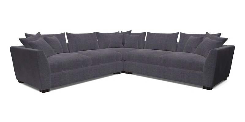 Hambledon Large Corner Group in Plain Two Tone Calico with Scatters in Cloth 22 Weaves