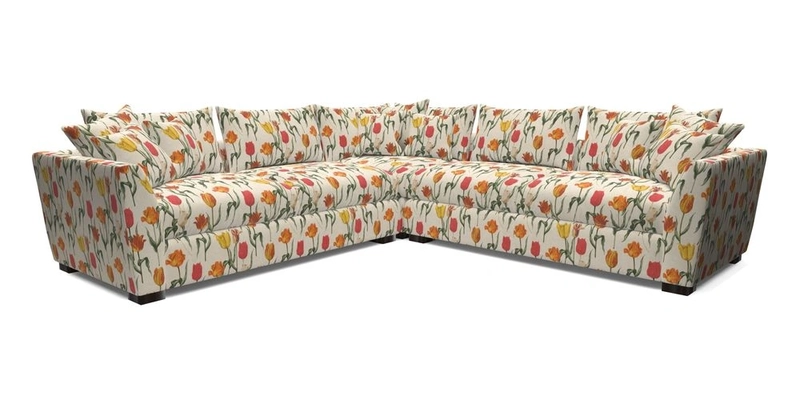 Hambledon Large Corner Group in Plain Two Tone Calico with Scatters in Cloth 22 Weaves