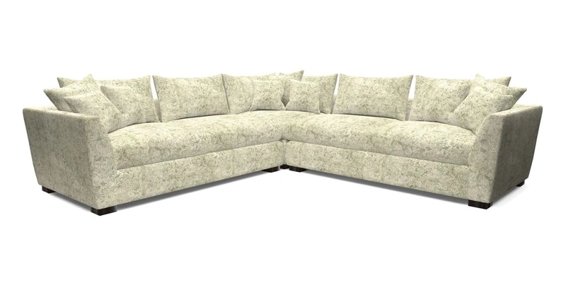 Hambledon Large Corner Group in Plain Two Tone Calico with Scatters in Cloth 22 Weaves