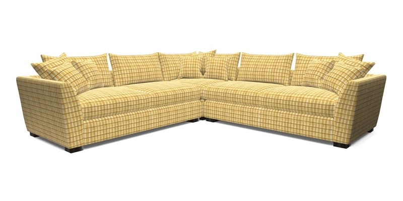 Hambledon Large Corner Group in Plain Two Tone Calico with Scatters in Cloth 22 Weaves