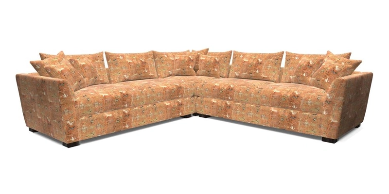 Hambledon Large Corner Group in Plain Two Tone Calico with Scatters in Cloth 22 Weaves