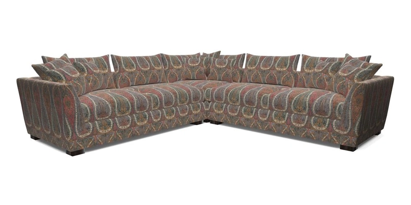 Hambledon Large Corner Group in Plain Two Tone Calico with Scatters in Cloth 22 Weaves