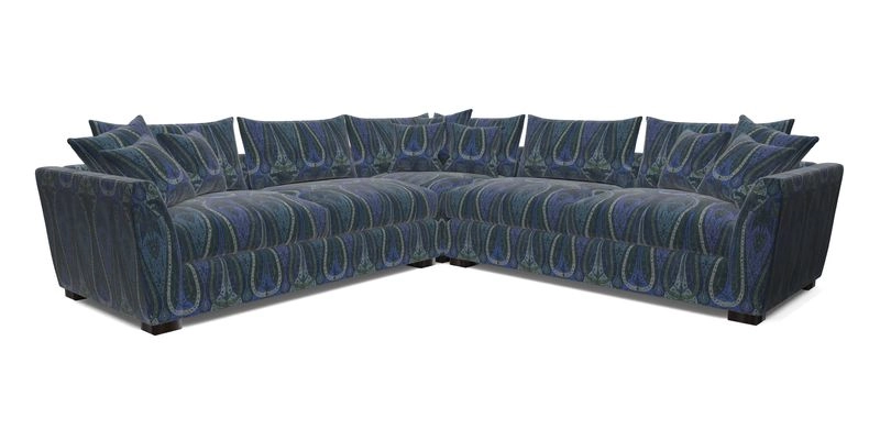 Hambledon Large Corner Group in Plain Two Tone Calico with Scatters in Cloth 22 Weaves