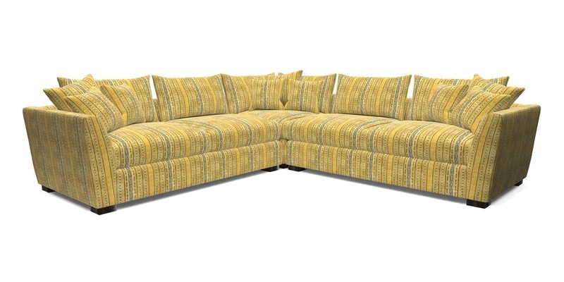 Hambledon Large Corner Group in Plain Two Tone Calico with Scatters in Cloth 22 Weaves