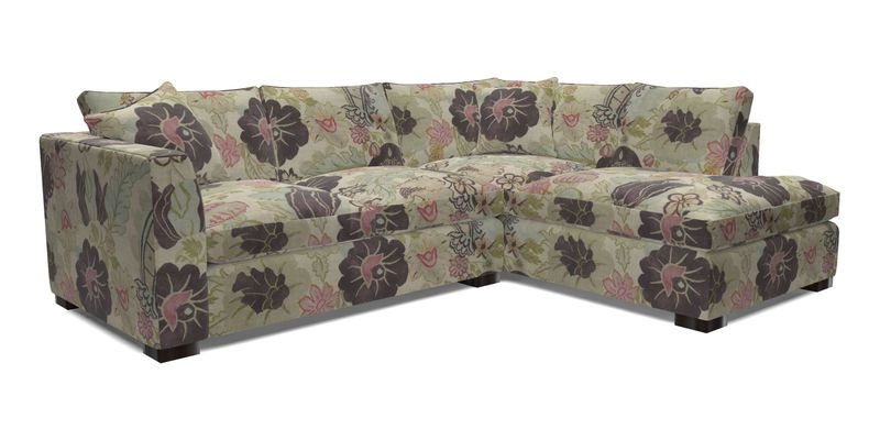 Wadenhoe Corner LHF in RHS Gertrude Jekyll Lattice Green