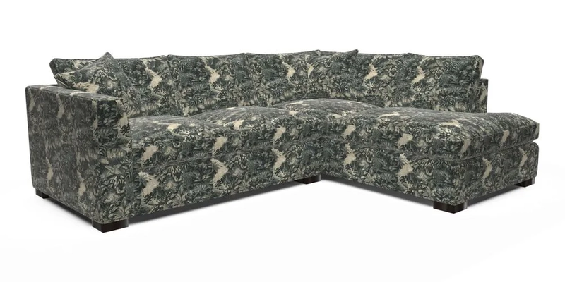 Wadenhoe Corner LHF in RHS Gertrude Jekyll Lattice Green