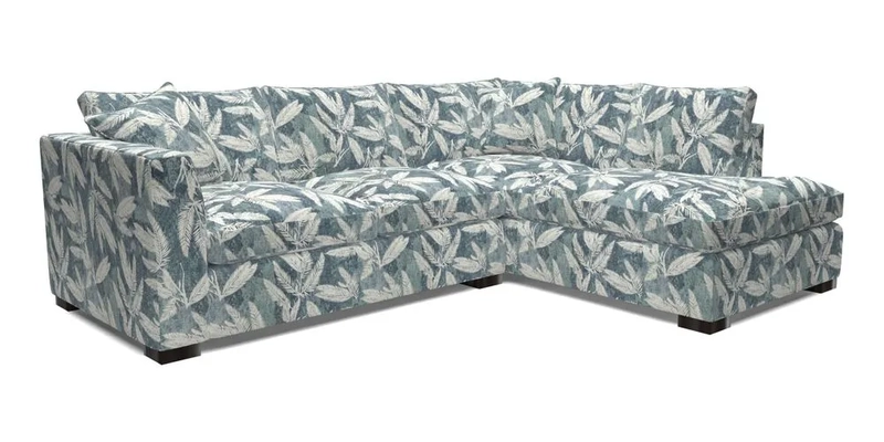 Wadenhoe Corner LHF in RHS Gertrude Jekyll Lattice Green