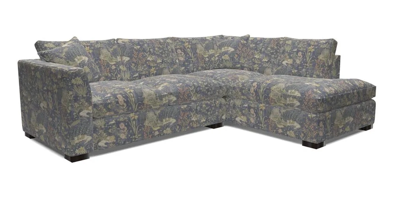 Wadenhoe Corner LHF in RHS Gertrude Jekyll Lattice Green